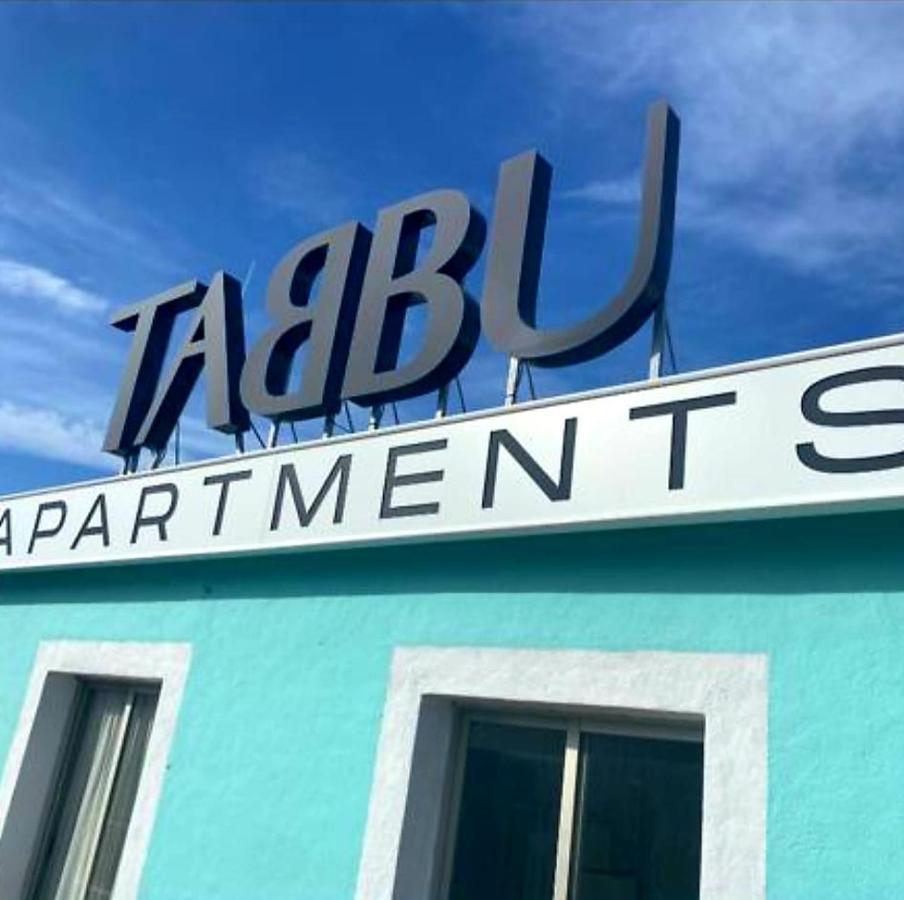 Tabbu Ibiza Apartments Плайя-ден-Босса Екстер'єр фото
